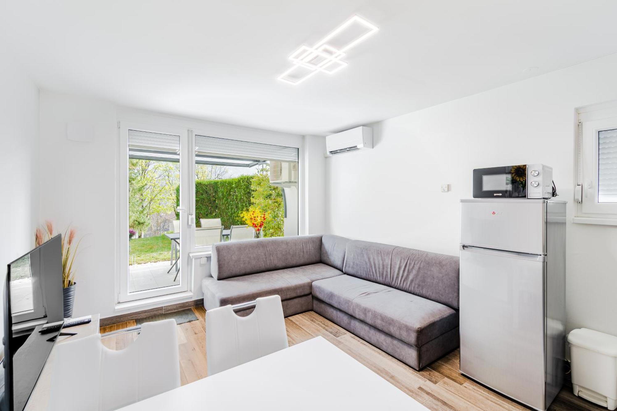 Apartment Mojca Бовец Екстер'єр фото