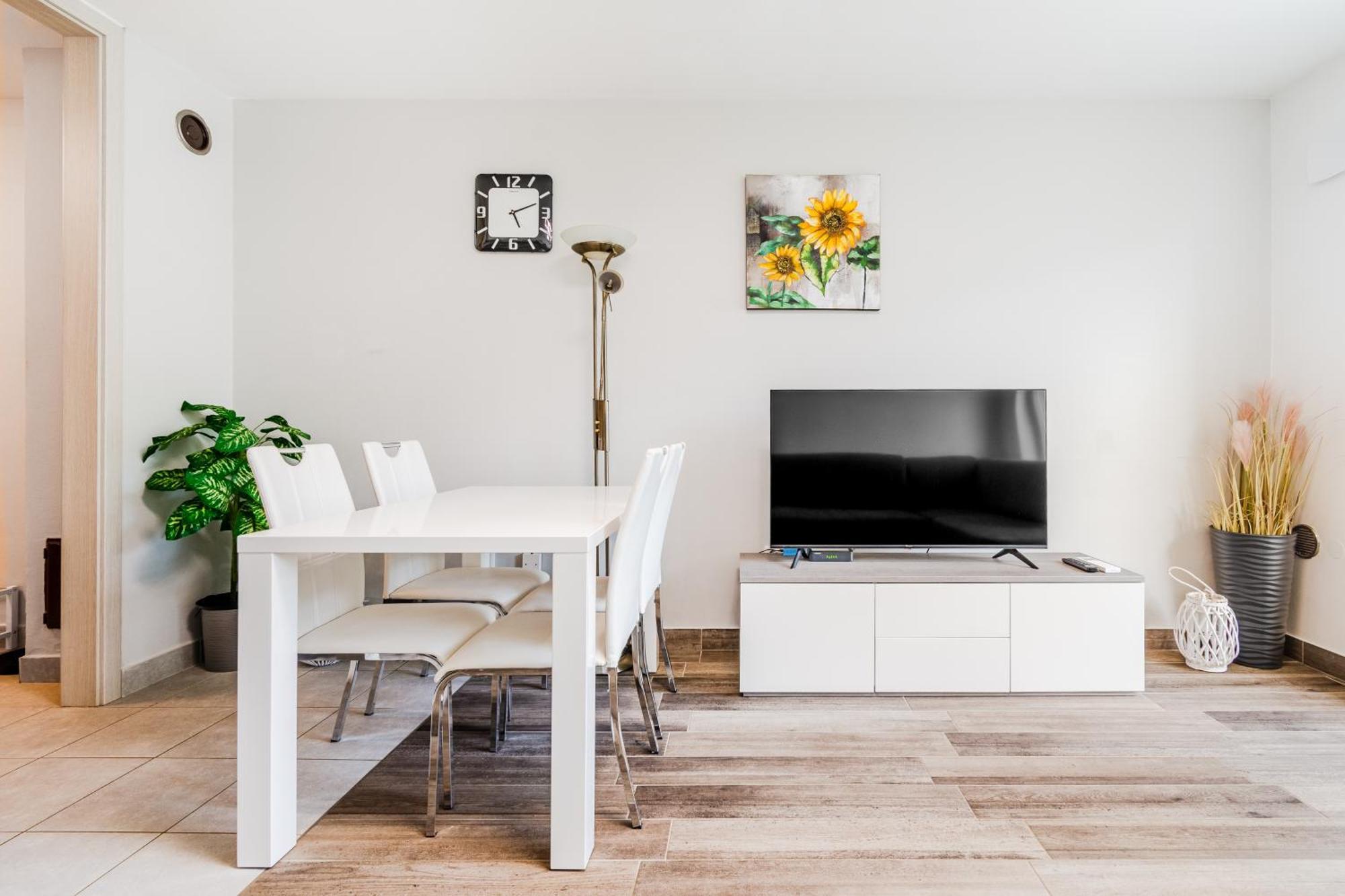 Apartment Mojca Бовец Екстер'єр фото